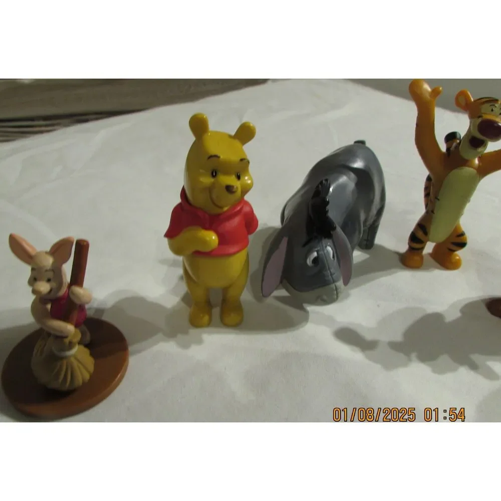 Winnie the Pooh 7 piece set Tigger Piglet Eeyore Kanga Rabbit Owl vintage Disney